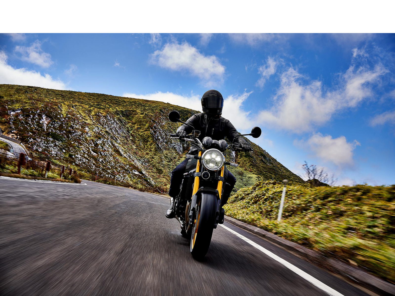 Мотоцикл KAWASAKI Z900 RS SE (Metallic Flat Spark Black / Metallic Matte Carbon Gray) 2025